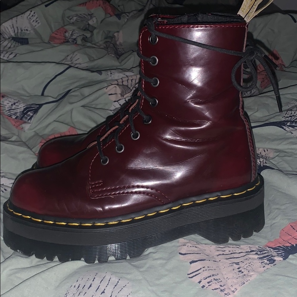 Vegan red Dr. Marten Jadon boots ❤️